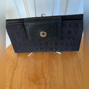 EUC Bulgari long wallet